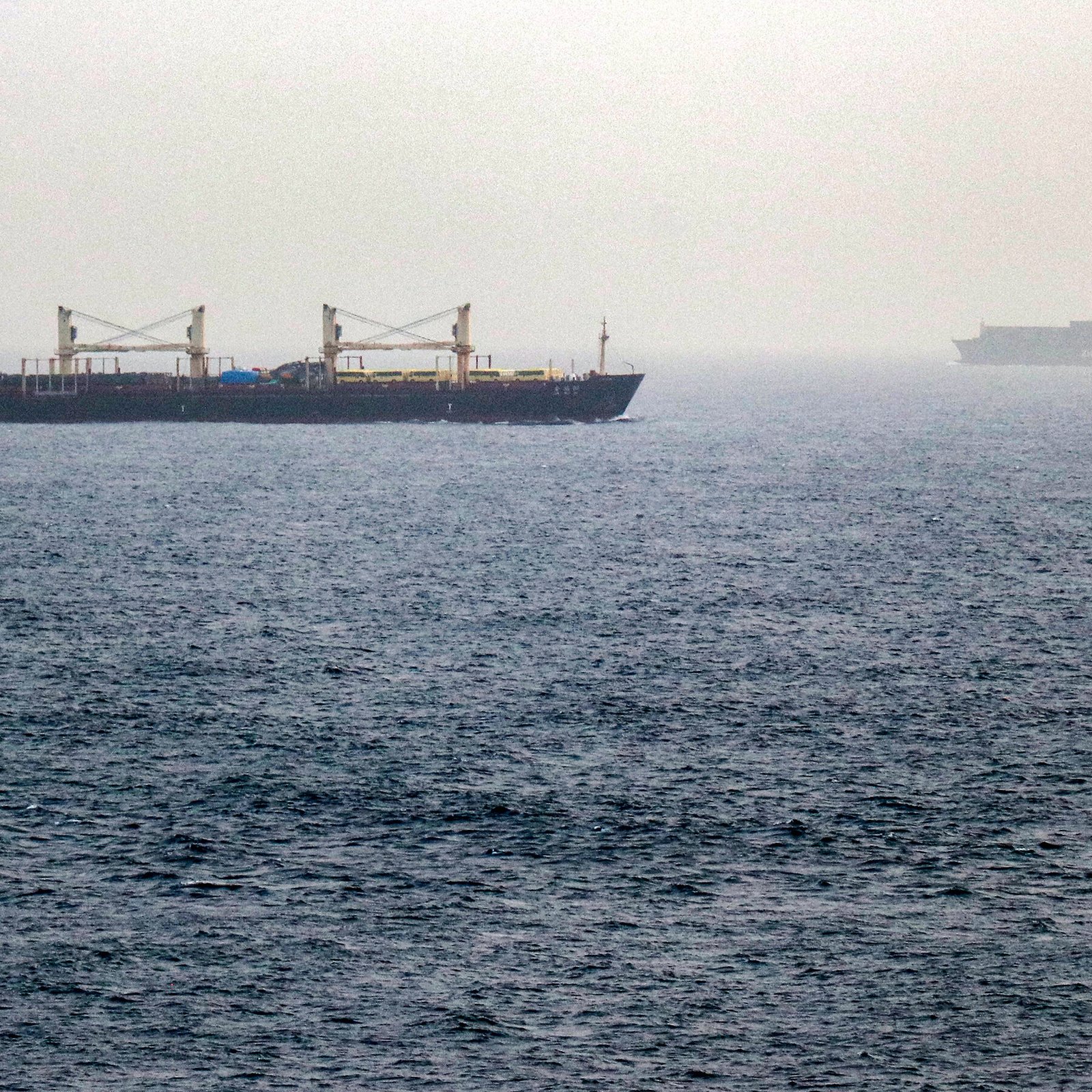 Shipping Risks Spread Across Crucial Middle East Oil Routes Shipping Risks Spread Across Crucial Middle East Oil Routes