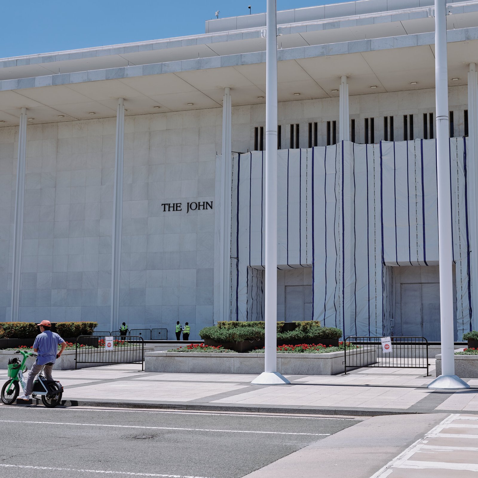 Kennedy Center Halts Free Public Tours After Five Decades of Service Kennedy Center Halts Free Public Tours After Five Decades of Service