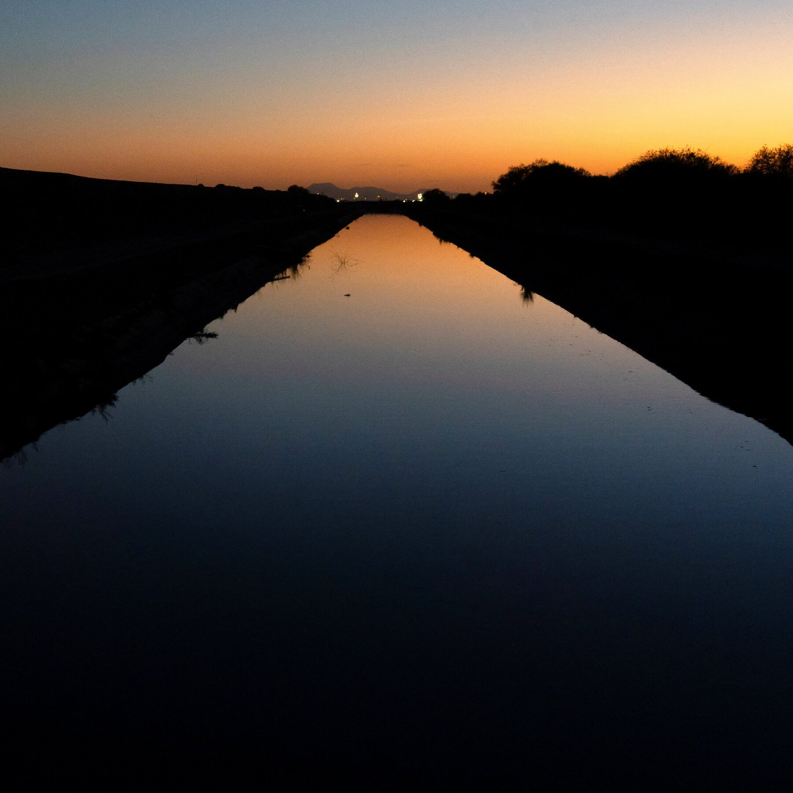 U.S. Raises Threat of Steep Water Cuts in Lower Colorado River Basin U.S. Raises Threat of Steep Water Cuts in Lower Colorado River Basin