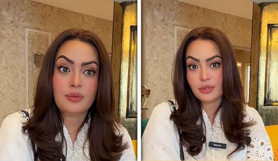 سعدیہ امام کے آئی بروز لفٹڈ لُک پر سوشل میڈیا صارفین کی تنقید