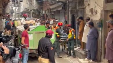 لاہور: باغبان پورہ میں مکان کی چھت گرنے سے 1 ہی خاندان کے 10 افراد جاں بحق