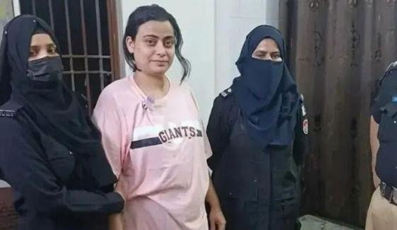 انمول عرف پنکی کیخلاف پولیس نے قتل کی دفعہ کو قتل بالسبب میں تبدیل کر دیا انمول عرف پنکی کیخلاف پولیس نے قتل کی دفعہ کو قتل بالسبب میں تبدیل کر دیا