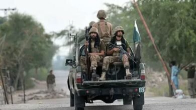 خضدار میں سیکیورٹی فورسز کی کارروائی، 4 دہشتگرد ہلاک، بارودی مواد سے بھری 2 گاڑیاں تباہ