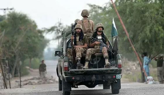 خضدار میں سیکیورٹی فورسز کی کارروائی، 4 دہشتگرد ہلاک، بارودی مواد سے بھری 2 گاڑیاں تباہ خضدار میں سیکیورٹی فورسز کی کارروائی، 4 دہشتگرد ہلاک، بارودی مواد سے بھری 2 گاڑیاں تباہ