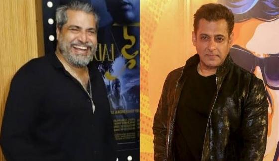 بھارتی فلم ساز نے سلمان سے گلیکسی اپارٹمنٹس میں ملاقات کا حیران کن واقعہ سنا دیا بھارتی فلم ساز نے سلمان سے گلیکسی اپارٹمنٹس میں ملاقات کا حیران کن واقعہ سنا دیا