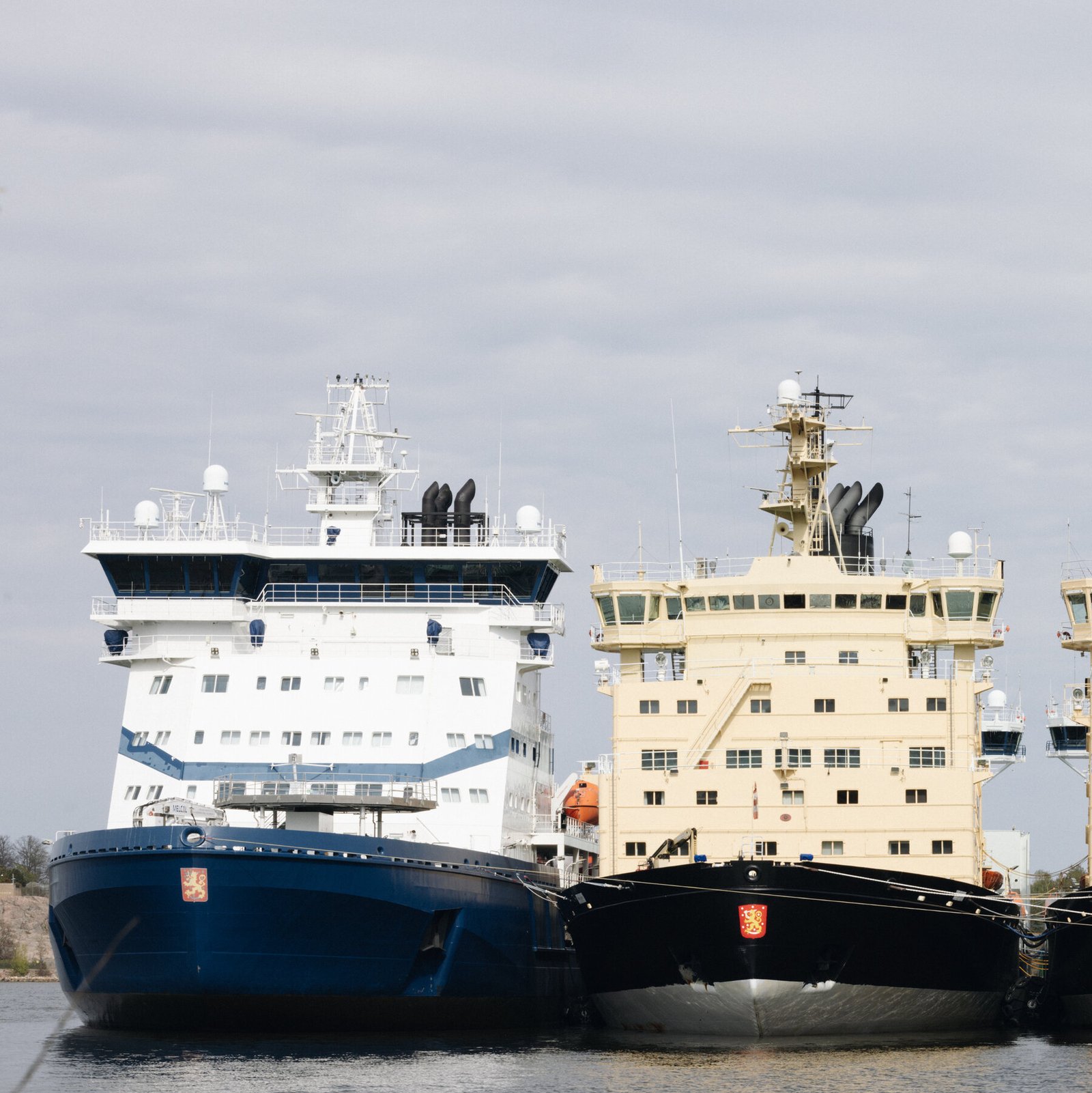 Trump’s Fixation on Arctic Ships Led to Billions in No-Bid Contracts Trump’s Fixation on Arctic Ships Led to Billions in No-Bid Contracts