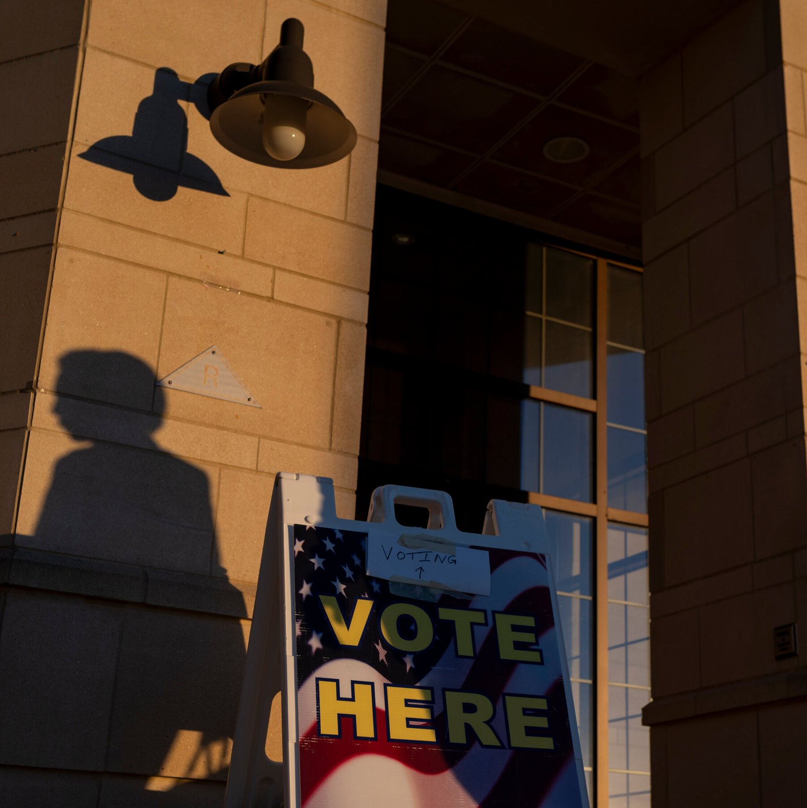 Voter-Registration Error Could Cost Immigrants a Shot at a Green Card
