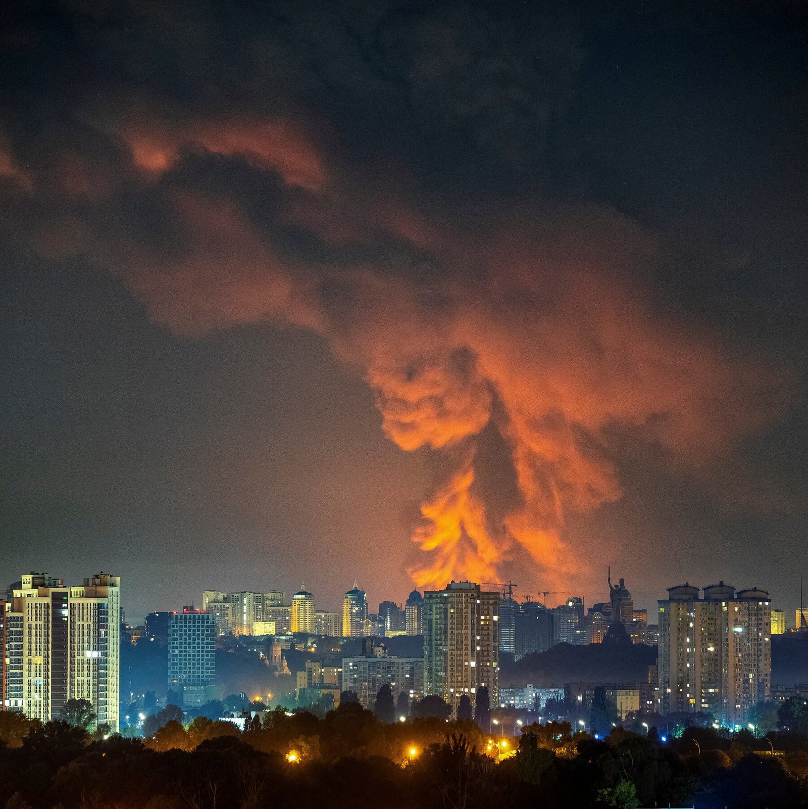Russia’s Deadly Missile Attack on Kyiv Exploits Ukraine’s Depleted Air Defenses Russia’s Deadly Missile Attack on Kyiv Exploits Ukraine’s Depleted Air Defenses