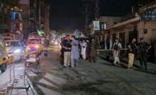 سوات میں کبل پولیس سٹیشن کے باہر خودکش دھماکہ، 5 پولیس اہلکاروں سمیت 14 افراد ہلاک: ’بمبار کو تھانے کے اندر جانے سے روکا گیا‘