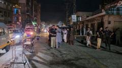 سوات میں کبل پولیس سٹیشن کے باہر خودکش دھماکہ، 5 پولیس اہلکاروں سمیت 14 افراد ہلاک: ’بمبار کو تھانے کے اندر جانے سے روکا گیا‘
