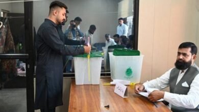 آزاد کشمیر: دوسرے مرحلے کے انتخابات، انتخابی مہم کا وقت ختم، پولنگ کے سامان کی ترسیل جاری آزاد کشمیر: دوسرے مرحلے کے انتخابات، انتخابی مہم کا وقت ختم، پولنگ کے سامان کی ترسیل جاری