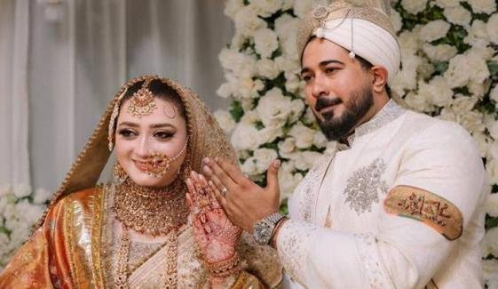 مومنہ اقبال کے شوہر حمزہ نے سوشل میڈیا پر سخت پیغام جاری کردیا