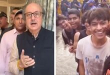 جنتر منتر احتجاج میں راتوں رات مشہور ہونیوالے نوجوان کو بالی ووڈ اداکار بھی کاپی کرنے لگے