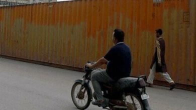 پی ٹی آئی کا ممکنہ احتجاج، کراچی پریس کلب کے اطراف سڑکیں بند پی ٹی آئی کا ممکنہ احتجاج، کراچی پریس کلب کے اطراف سڑکیں بند