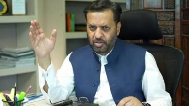 طبی سہولتوں کی کمی کے باعث روزانہ 300 بچے انتقال کر جاتے ہیں، مصطفیٰ کمال