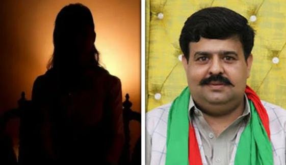 پی ٹی آئی رہنما عبداللّٰہ طاہر قتل کیس، ہنی ٹریپ اور ڈرون کیمرے کے استعمال کا انکشاف پی ٹی آئی رہنما عبداللّٰہ طاہر قتل کیس، ہنی ٹریپ اور ڈرون کیمرے کے استعمال کا انکشاف