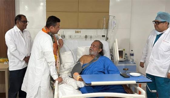 بالی ووڈ اداکار متھن چکرورتی کی کولکتا کے اسپتال میں سرجری بالی ووڈ اداکار متھن چکرورتی کی کولکتا کے اسپتال میں سرجری