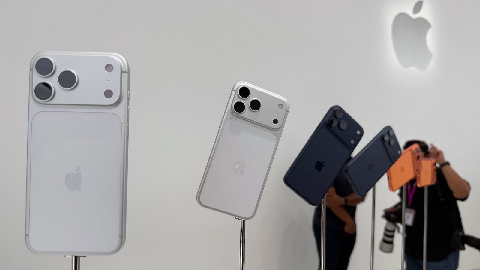 T-Mobile says you can get a new phone for free with its latest plan — how it works